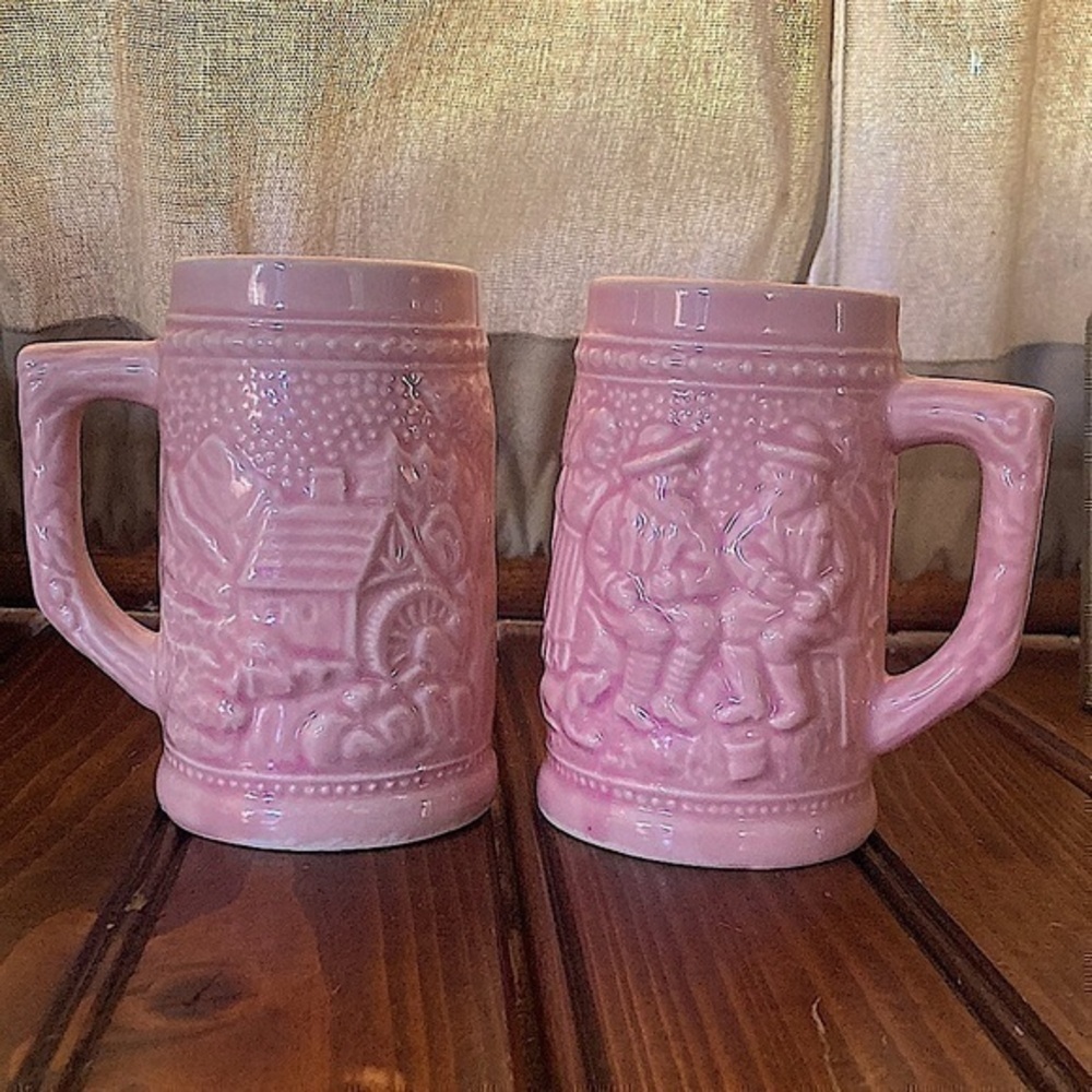Vintage Japan Pink Mini Stein Set​